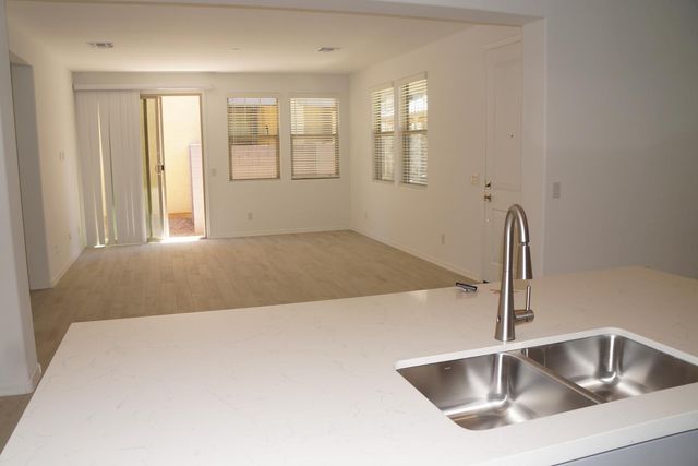 3809 N 100th Drive, Avondale, AZ 85392