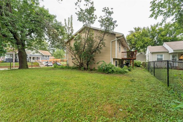 2303 47th Street, Des Moines, IA 50310