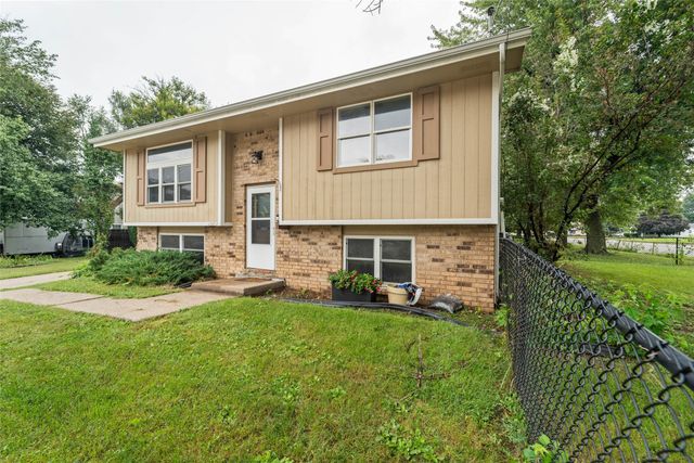 2303 47th Street, Des Moines, IA 50310