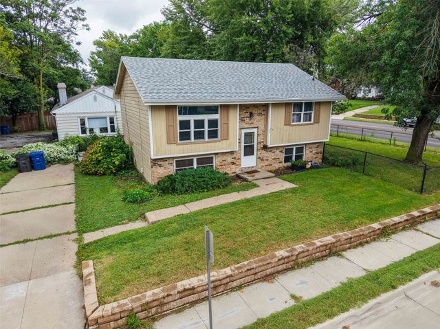 2303 47th Street, Des Moines, IA 50310