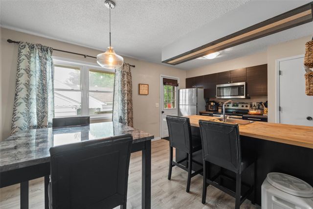 2303 47th Street, Des Moines, IA 50310