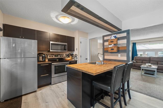2303 47th Street, Des Moines, IA 50310