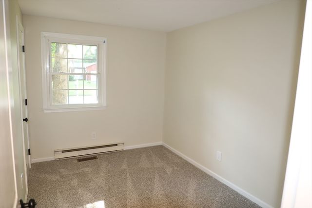 134 Peekskill Ave., Springfield, MA 01129