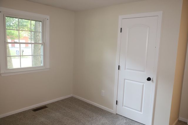 134 Peekskill Ave., Springfield, MA 01129