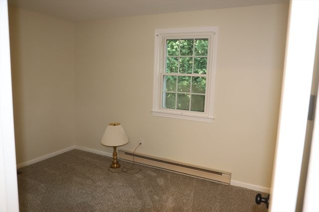 134 Peekskill Ave., Springfield, MA 01129