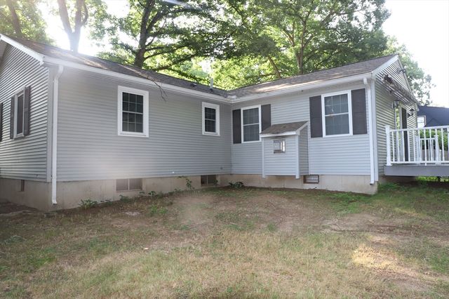 134 Peekskill Ave., Springfield, MA 01129