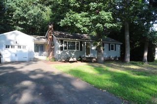 134 Peekskill Ave., Springfield, MA 01129