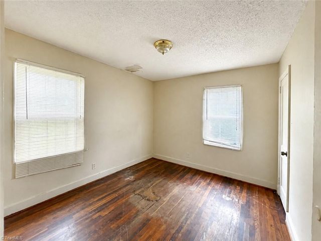 1212 Portland Street, Greensboro, NC 27403