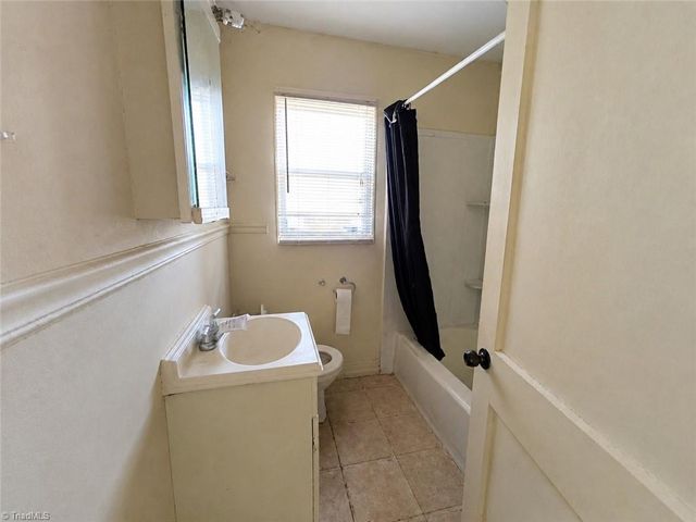 1212 Portland Street, Greensboro, NC 27403