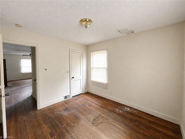 1212 Portland Street, Greensboro, NC 27403