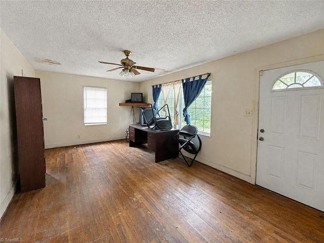 1212 Portland Street, Greensboro, NC 27403