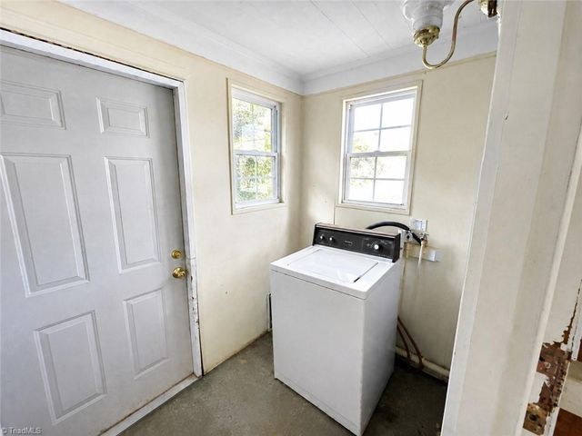 1212 Portland Street, Greensboro, NC 27403
