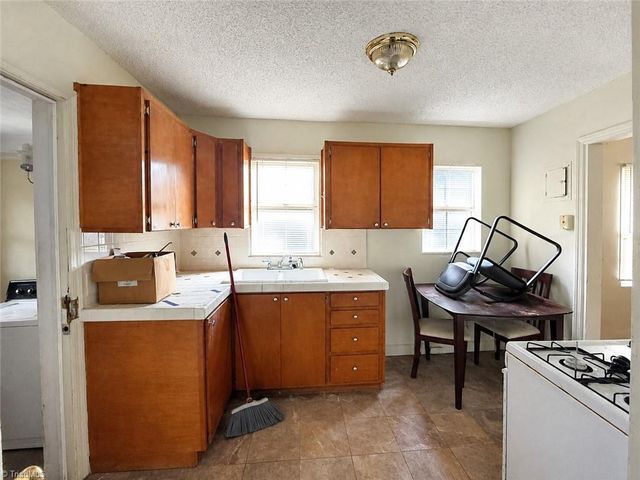 1212 Portland Street, Greensboro, NC 27403