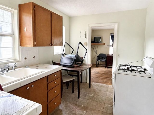 1212 Portland Street, Greensboro, NC 27403