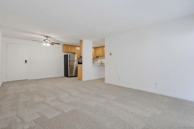 8332 Regents Rd E, San Diego, CA 92122