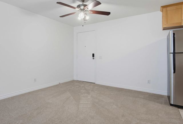8332 Regents Rd E, San Diego, CA 92122