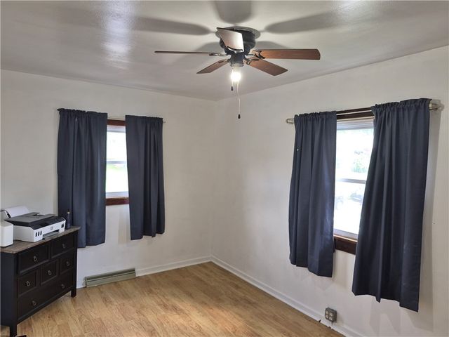 1037 6th St, Jefferson Hills, PA 15088