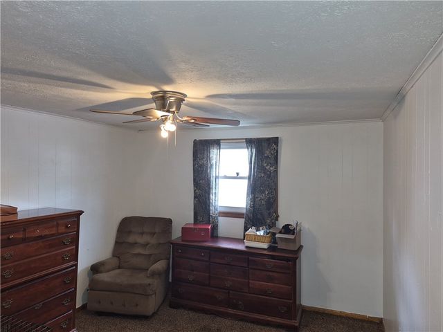 1037 6th St, Jefferson Hills, PA 15088