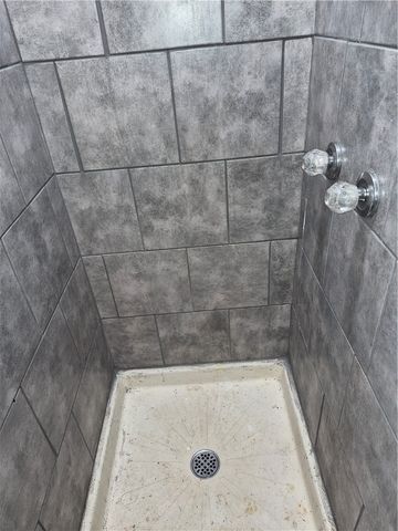 1037 6th St, Jefferson Hills, PA 15088