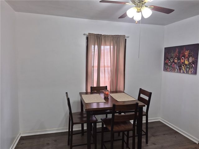 1037 6th St, Jefferson Hills, PA 15088