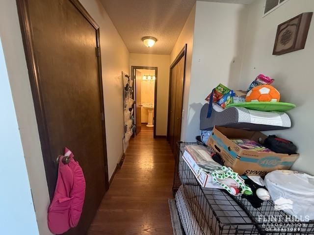 6803 Old Milford Road, Milford, KS 66514