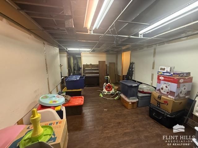 6803 Old Milford Road, Milford, KS 66514