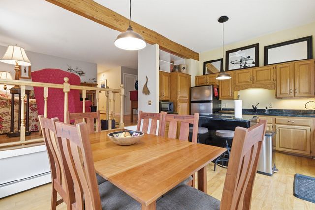 85 Townhouse Way Apt 18, Woodstock, VT 05091