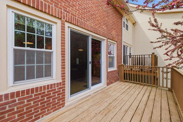 85 Townhouse Way Apt 18, Woodstock, VT 05091