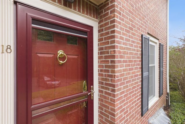 85 Townhouse Way Apt 18, Woodstock, VT 05091
