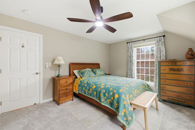 85 Townhouse Way Apt 18, Woodstock, VT 05091