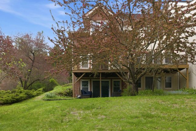 85 Townhouse Way Apt 18, Woodstock, VT 05091