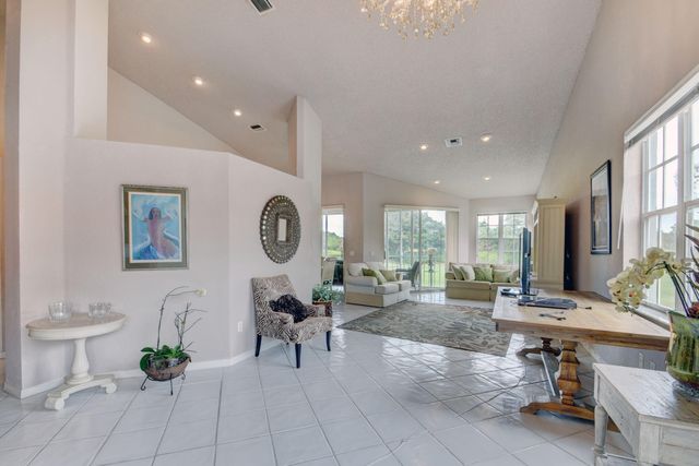 10220 Andover Coach Circle H2, Wellington, FL 33449