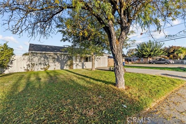 817 T Street, Merced, CA 95341