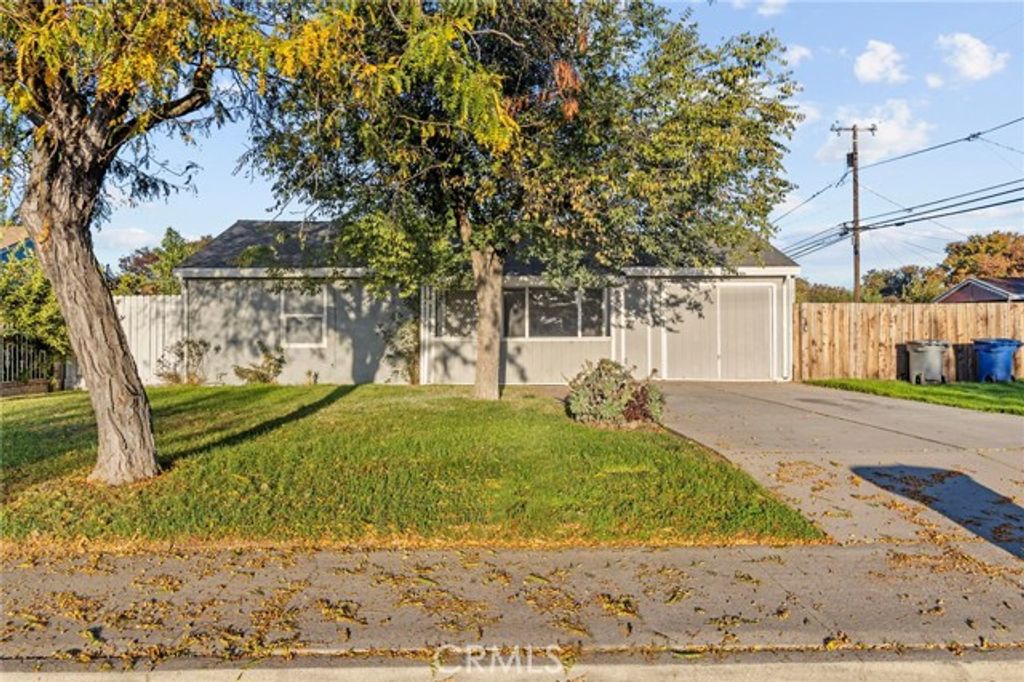 817 T Street, Merced, CA 95341