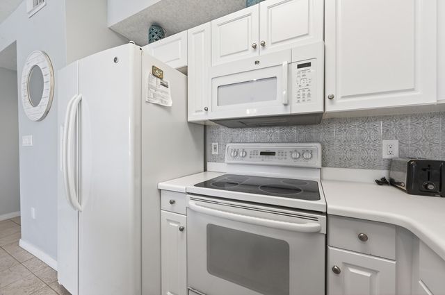 1515 SE Miracle Strip Parkway 205, Fort Walton Beach, FL 32548