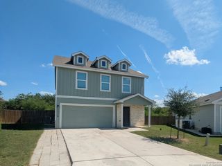 7350 London, San Antonio, TX 78218