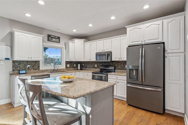 3086 Cottonwood Drive, Waukee, IA 50263