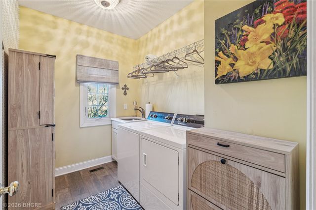 3086 Cottonwood Drive, Waukee, IA 50263