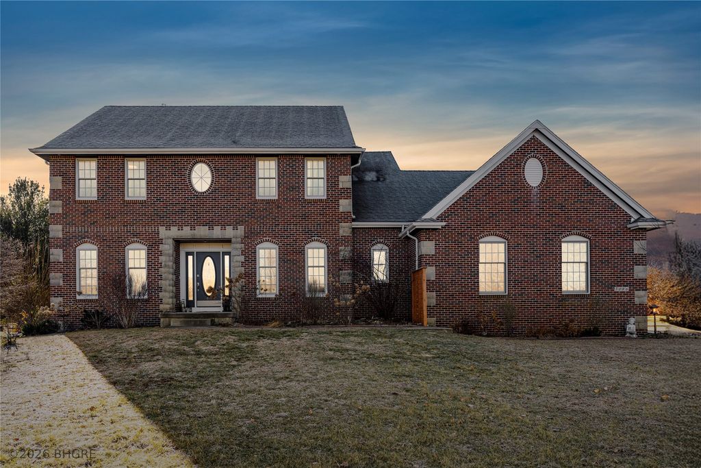 3086 Cottonwood Drive, Waukee, IA 50263