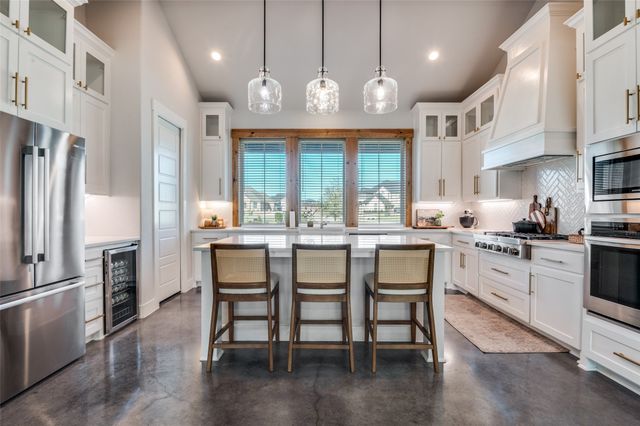 450 Cobb Lane, Waxahachie, TX 75167