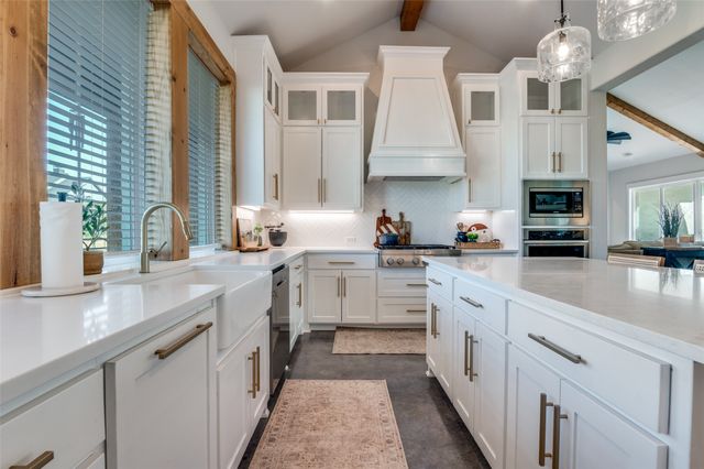 450 Cobb Lane, Waxahachie, TX 75167