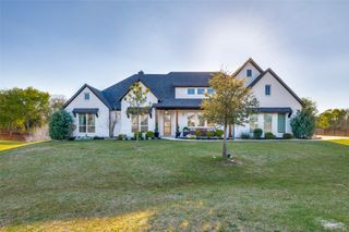 450 Cobb Lane, Waxahachie, TX 75167