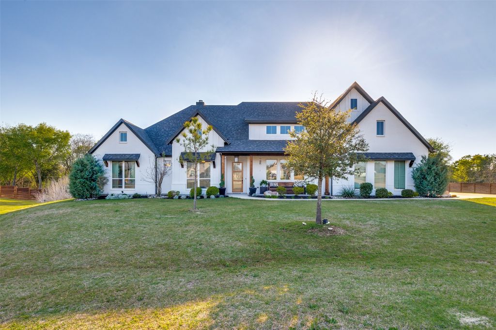 450 Cobb Lane, Waxahachie, TX 75167