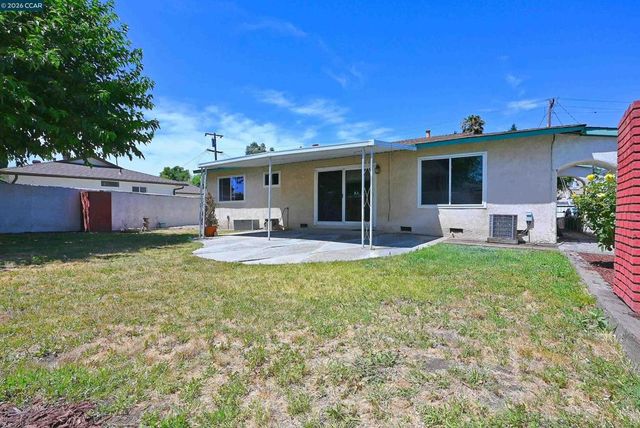 2457 Tanager Ct, Concord, CA 94520