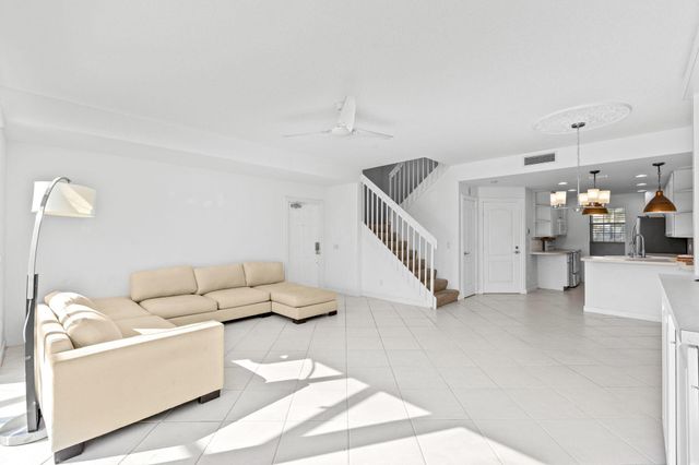 2122 Tigris Drive, West Palm Beach, FL 33411