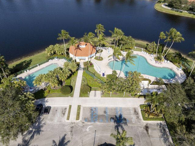 2122 Tigris Drive, West Palm Beach, FL 33411