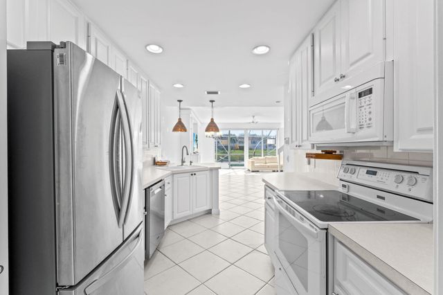 2122 Tigris Drive, West Palm Beach, FL 33411