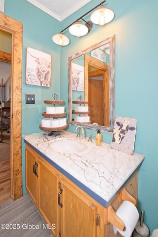 101 Groveside Road, Pittstown, NY 12090