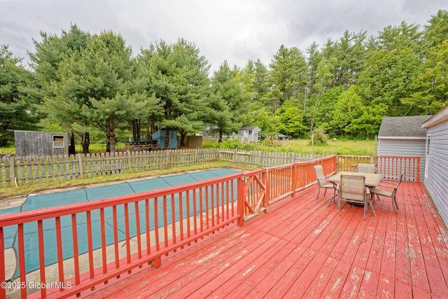 101 Groveside Road, Pittstown, NY 12090
