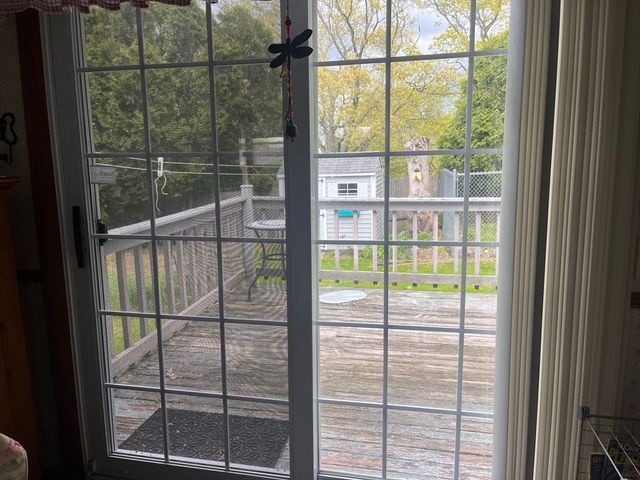 12 Willow Tree Rd, Tiverton, RI 02878